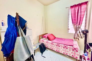 Pangsapuri Putra Impian, Taman Pinggiran Putra