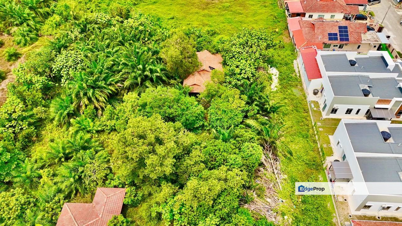 Tanah Lot Taman Bentara Telok Panglima Garang , Selangor, Telok Panglima Garang