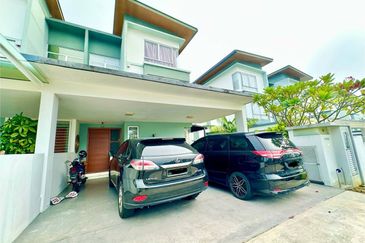 Parkfield Residences, Tropicana Heights