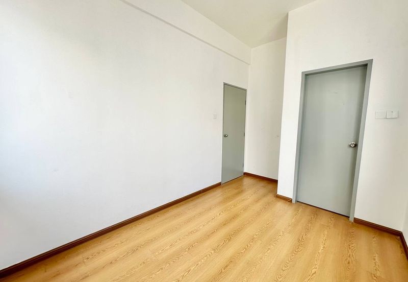 FACING OPEN Semi D Laman Sutera Seksyen U15 Shah Alam