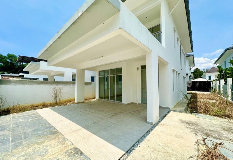 FACING OPEN Semi D Laman Sutera Seksyen U15 Shah Alam