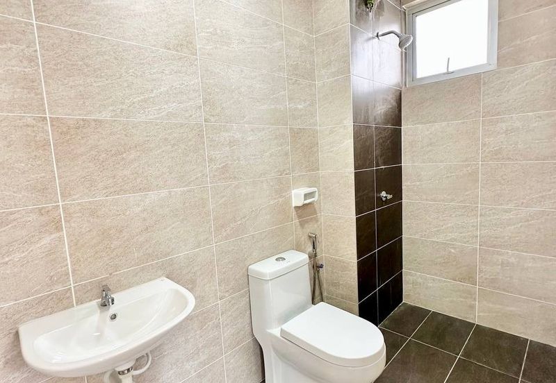 FACING OPEN Semi D Laman Sutera Seksyen U15 Shah Alam