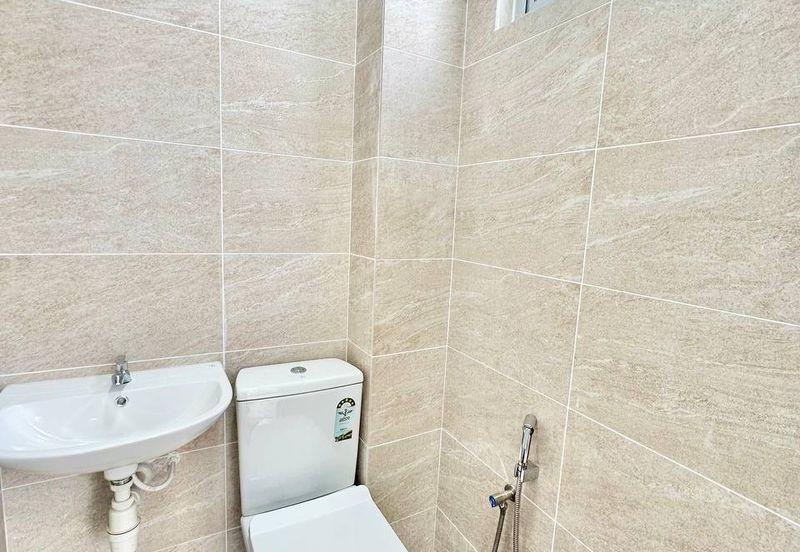 FACING OPEN Semi D Laman Sutera Seksyen U15 Shah Alam