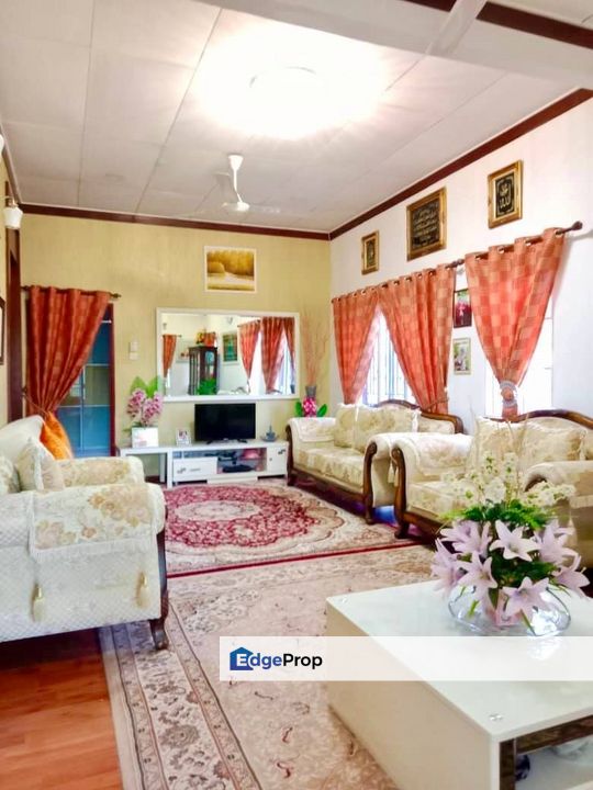 RENOVATED 1 1/2 STOREY TAMAN TUANKU JAAFAR TTJS 3, SENAWANG, SEREMBAN NEGERI 9, Negeri Sembilan, Seremban