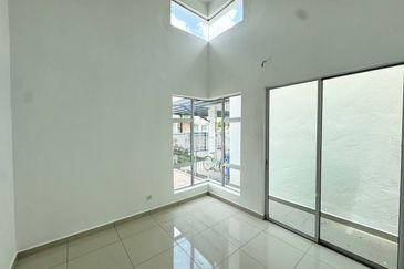 Single Storey Semi-D Taman Anggerik Permai 3 Lombong Timah Seksyen 29 Shah Alam 