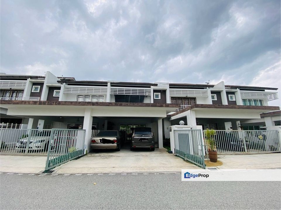 DOUBLE STOREY SUPERLINK LAMAN AZALEA NILAI IMPIAN, Negeri Sembilan, Tampin