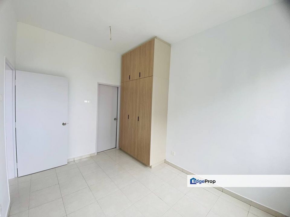 TO LET - RESIDENSI ADELIA 3 BANGI AVENUE KAJANG (Corner unit-Lampu & kipas siap pasang), Selangor, Hulu Langat