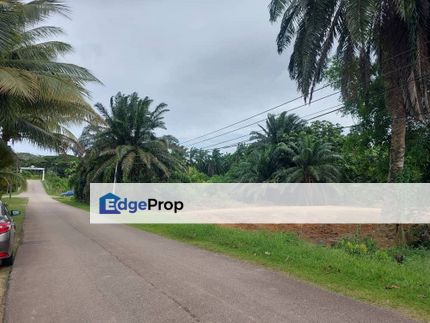 Tanah Lot Banglo Jasin Melaka   📍Kampung Tersusun Datuk M.Khidir Jasin Melaka , Melaka, Jasin