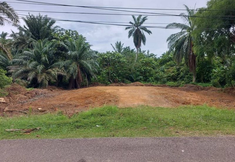 Tanah Lot Banglo Jasin Melaka   📍Kampung Tersusun Datuk M.Khidir Jasin Melaka 