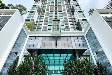 Lake Point Residence