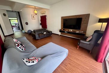 DOUBLE STOREY TERRACE HOUSE TAMAN WANGSA UKAY AMPANG. (near Giant Bukit Antarabangsa)