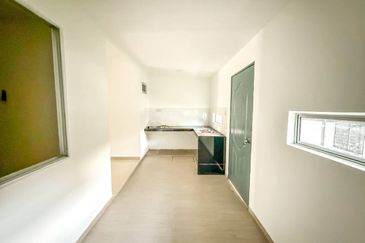 REFURBISHED Single Storey Terrace Taman Telipot 3A, Bukit Sentosa