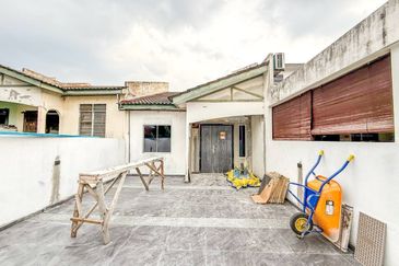 REFURBISHED Single Storey Terrace Taman Telipot 3A, Bukit Sentosa