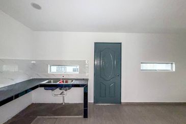 REFURBISHED Single Storey Terrace Taman Telipot 3A, Bukit Sentosa