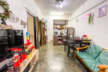 Flat Taman Bukit Mewah Fasa 6