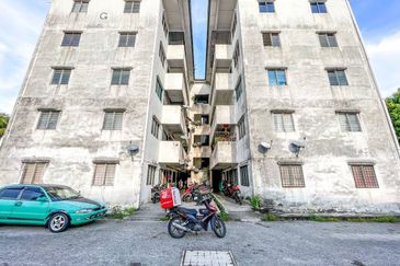 Flat Taman Bukit Mewah Fasa 6