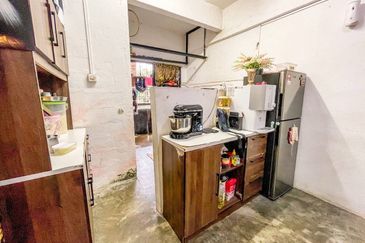 Flat Taman Bukit Mewah Fasa 6