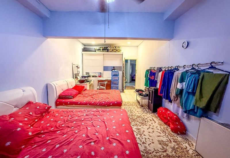 RENOVATED Double Storey Terrace Taman Selayang Indah, Selayang