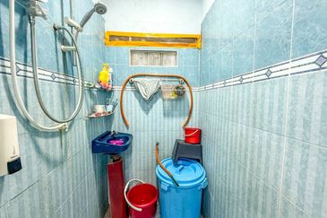 RENOVATED Double Storey Terrace Taman Selayang Indah, Selayang