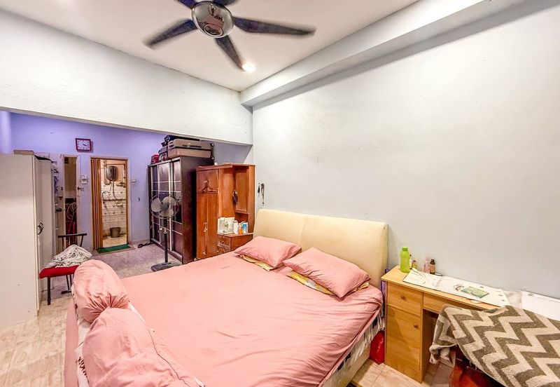 RENOVATED Double Storey Terrace Taman Selayang Indah, Selayang