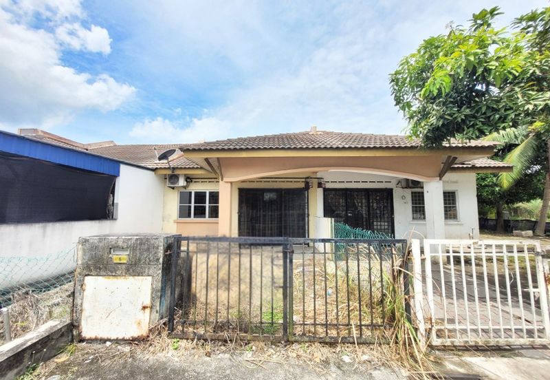 Bandar Mahkota Banting (Brooklands)