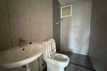 Tuan 2egacy (Tuan Residency 2)