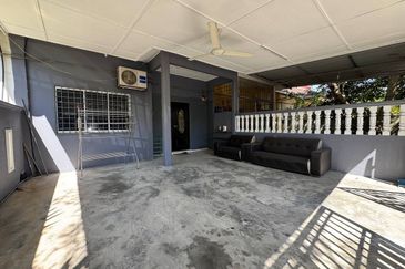 Kota Puteri, Batu Arang