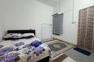 Kota Puteri, Batu Arang