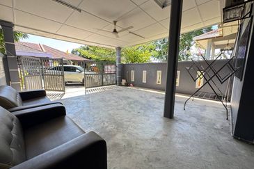 Kota Puteri, Batu Arang