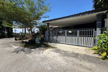 Kota Puteri, Batu Arang