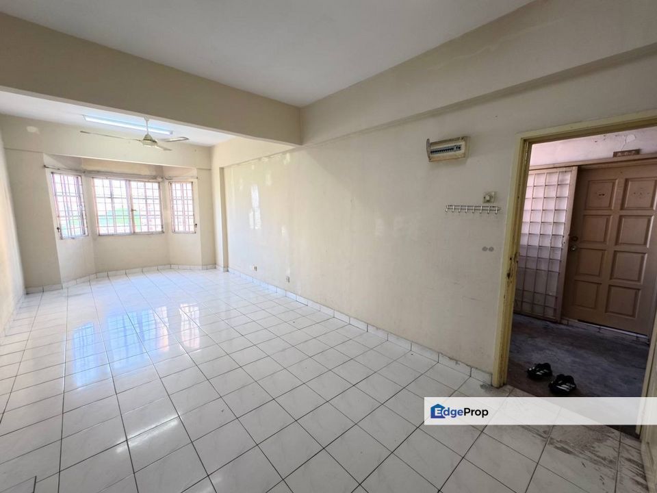 PANGSAPURI MAWAR, BANDAR BARU SENTUL, KUALA LUMPUR., Kuala Lumpur, Sentul