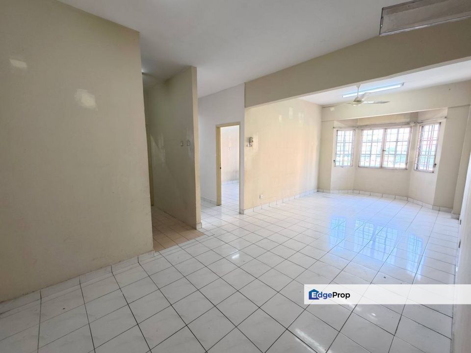 PANGSAPURI MAWAR, BANDAR BARU SENTUL, KUALA LUMPUR., Kuala Lumpur, Sentul