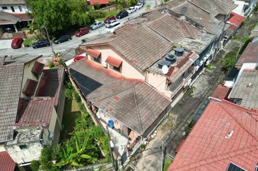 Jalan Rimba Riang 9/12