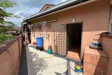 Jalan Rimba Riang 9/12