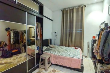 Renovated | Single Storey Terrace Taman Mawar, Bandar Baru salak Tinggi