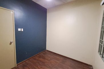 Angsana Apartment @ Taman Raintree