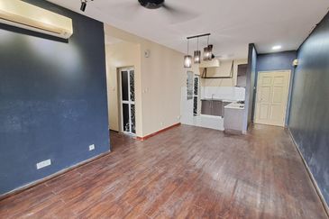 Angsana Apartment @ Taman Raintree