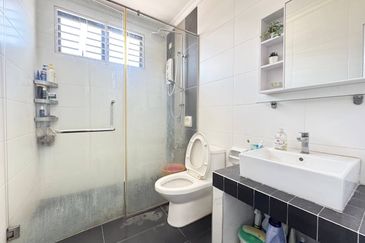 Saffron Hills @ Denai Alam