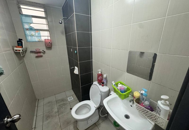 Puncak Hijauan (Hijauan Heights)