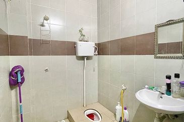 Seksyen 30, Shah Alam