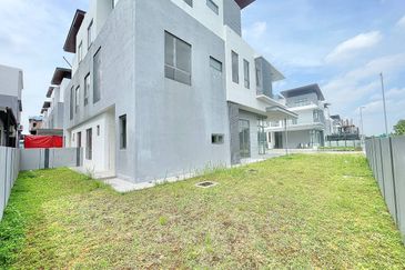 Broadleaf Residences, Hometree