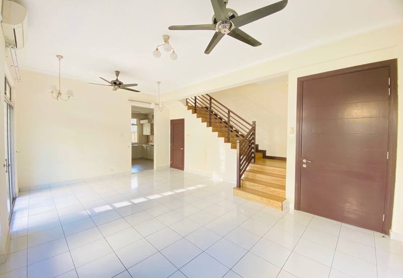 FACING OPEN & ENDLOT | DOUBLE STOREY TERRACE PRESINT 14G PUTRAJAYA