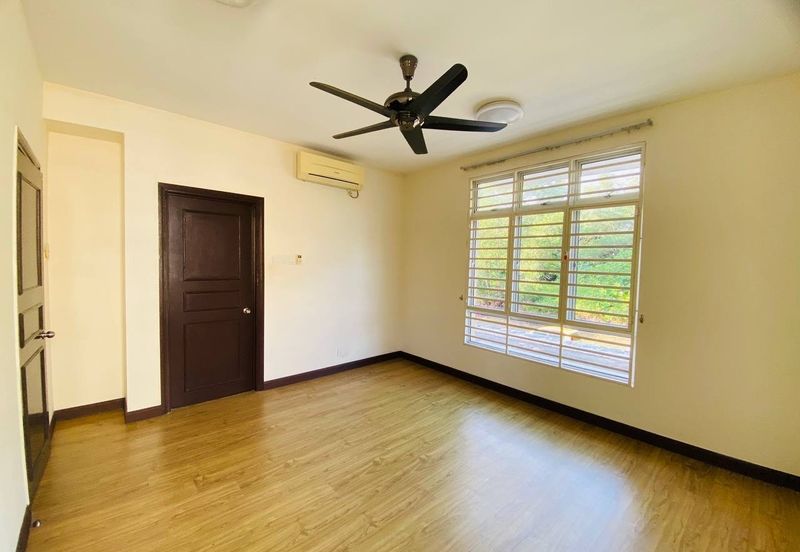 FACING OPEN & ENDLOT | DOUBLE STOREY TERRACE PRESINT 14G PUTRAJAYA