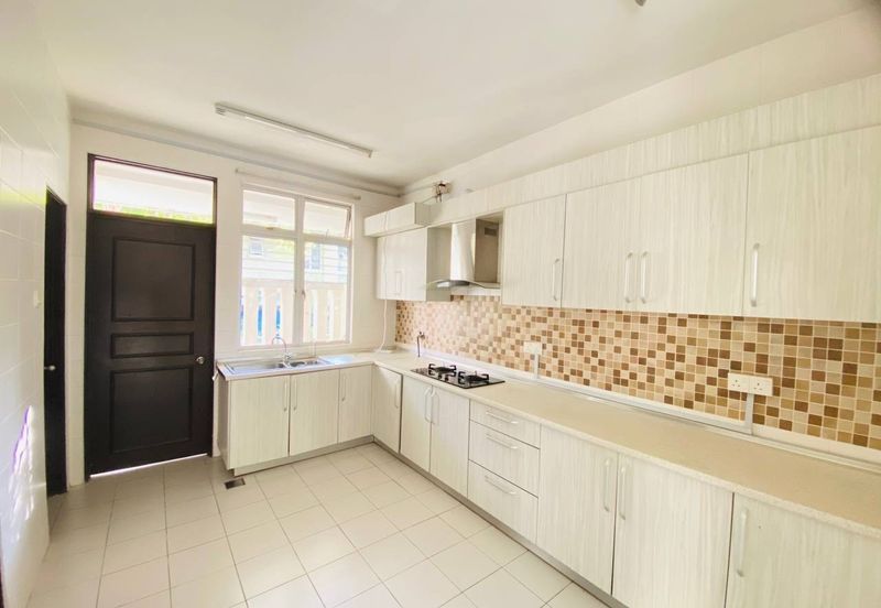 FACING OPEN & ENDLOT | DOUBLE STOREY TERRACE PRESINT 14G PUTRAJAYA