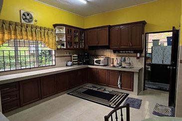 Renovated | 2 STOREY BUNGALOW ALOR GAJAH, MELAKA
