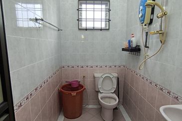 Renovated | 2 STOREY BUNGALOW ALOR GAJAH, MELAKA