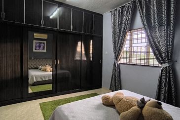 Renovated | 2 STOREY BUNGALOW ALOR GAJAH, MELAKA