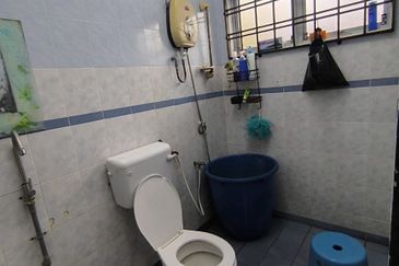 Renovated | 2 STOREY BUNGALOW ALOR GAJAH, MELAKA