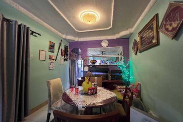 Taman Subang Perdana Flat