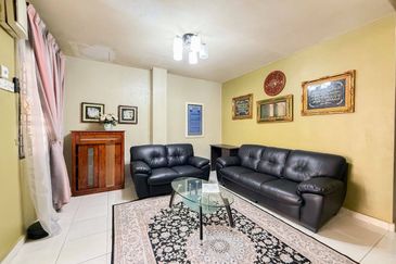 Bandar Tun Hussein Onn